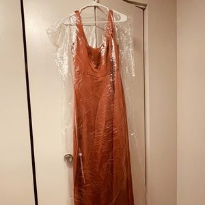 Crepe-Back Satin Scoop Tank Bridesmaid Dress